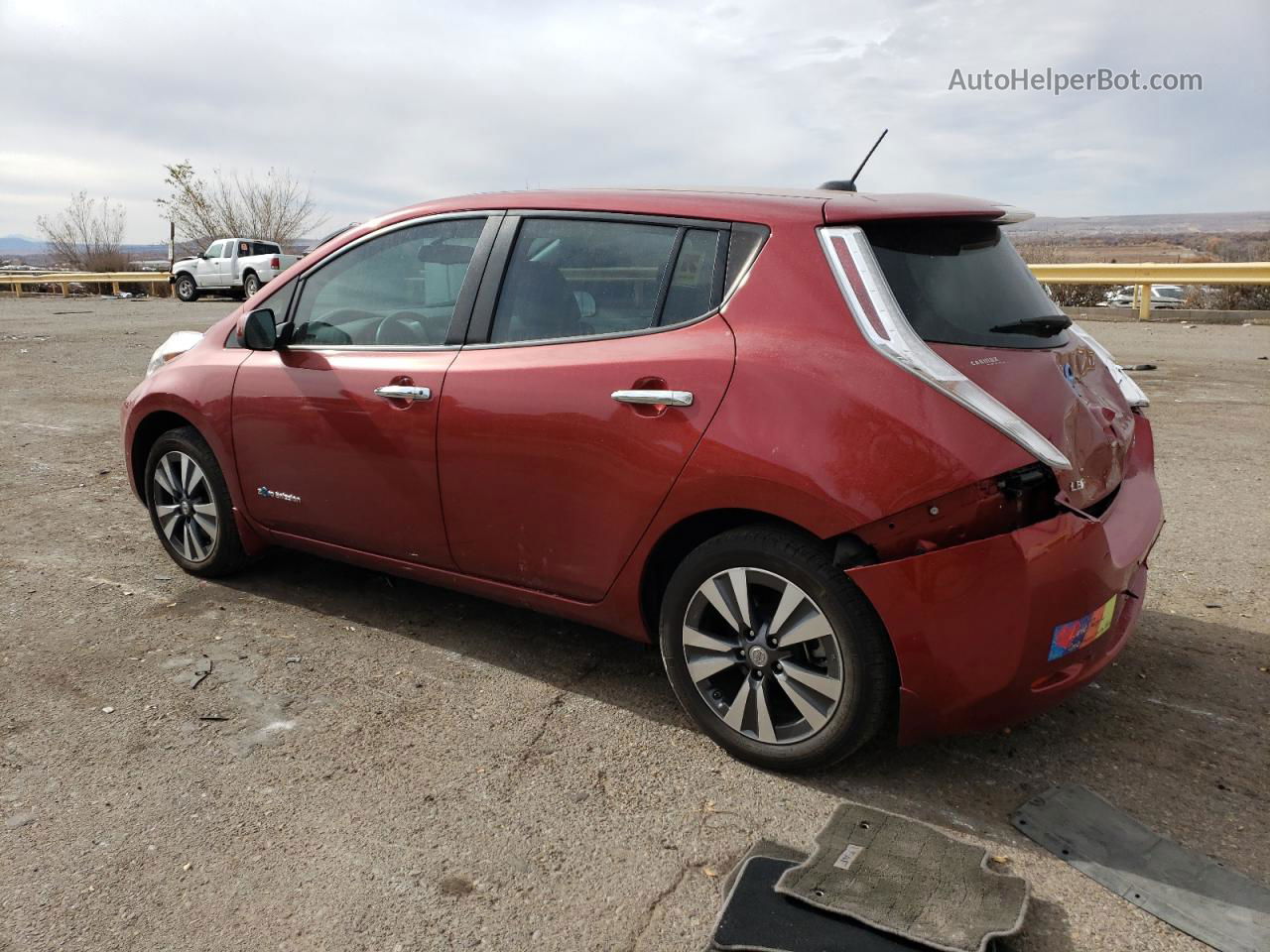 2015 Nissan Leaf S Red vin: 1N4AZ0CP4FC324195