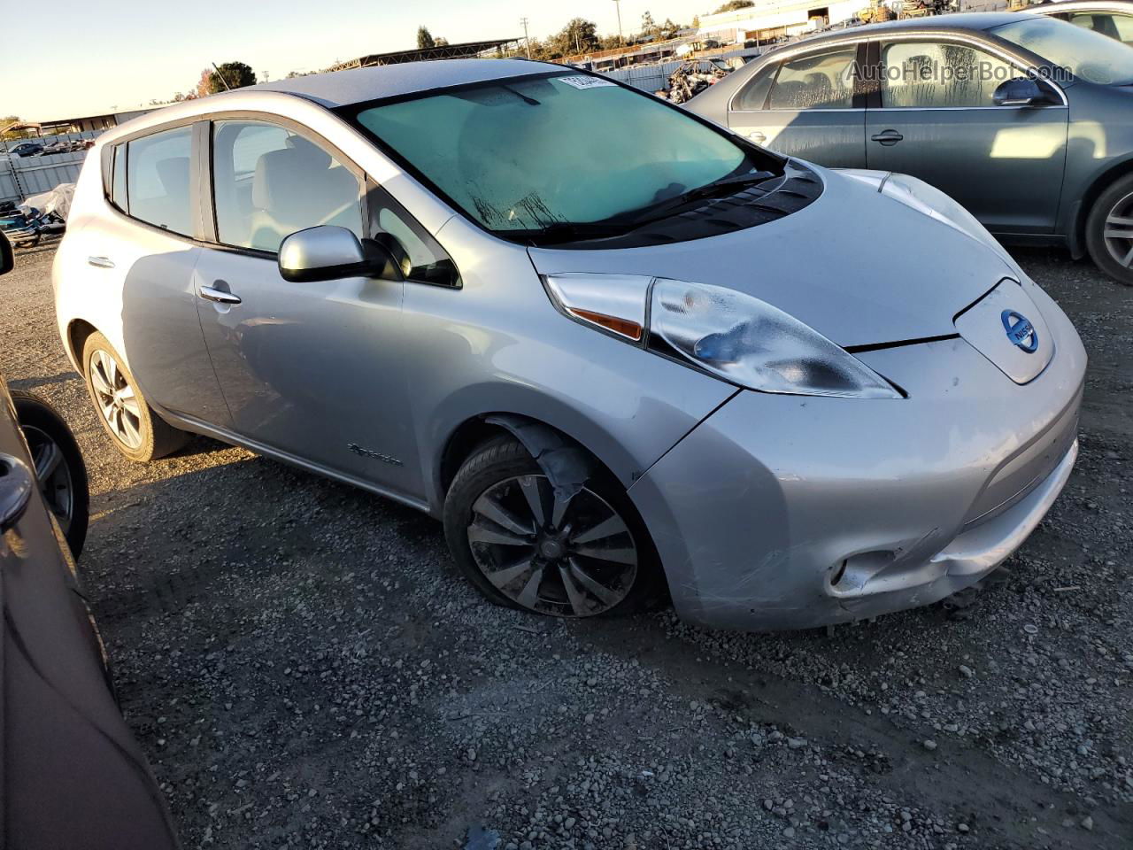 2015 Nissan Leaf S Серебряный vin: 1N4AZ0CP6FC321749