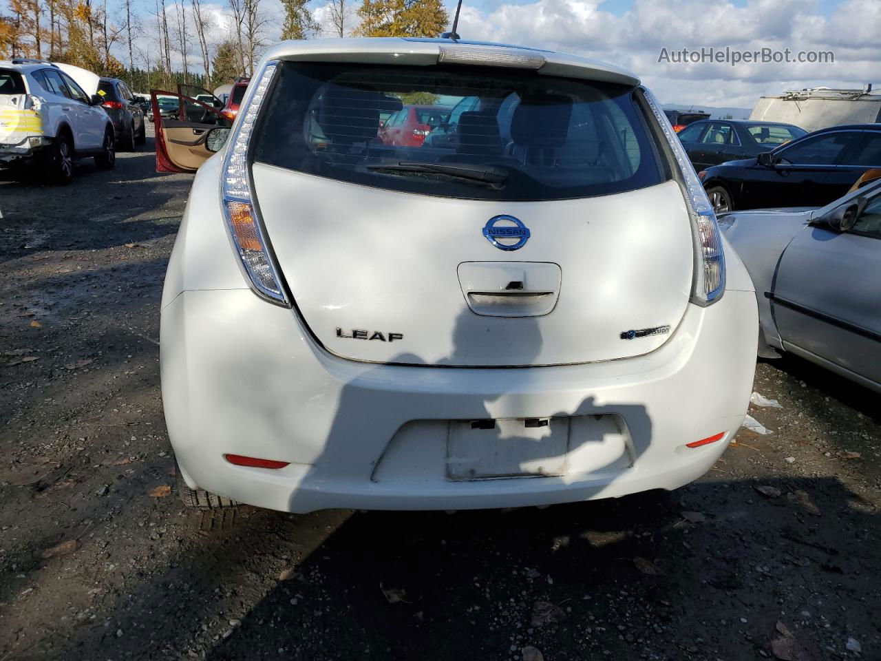 2015 Nissan Leaf S White vin: 1N4AZ0CP7FC324367