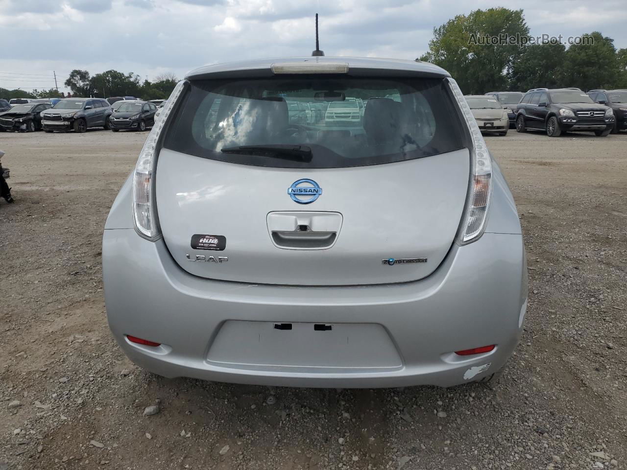 2015 Nissan Leaf S Серебряный vin: 1N4AZ0CP9FC315895