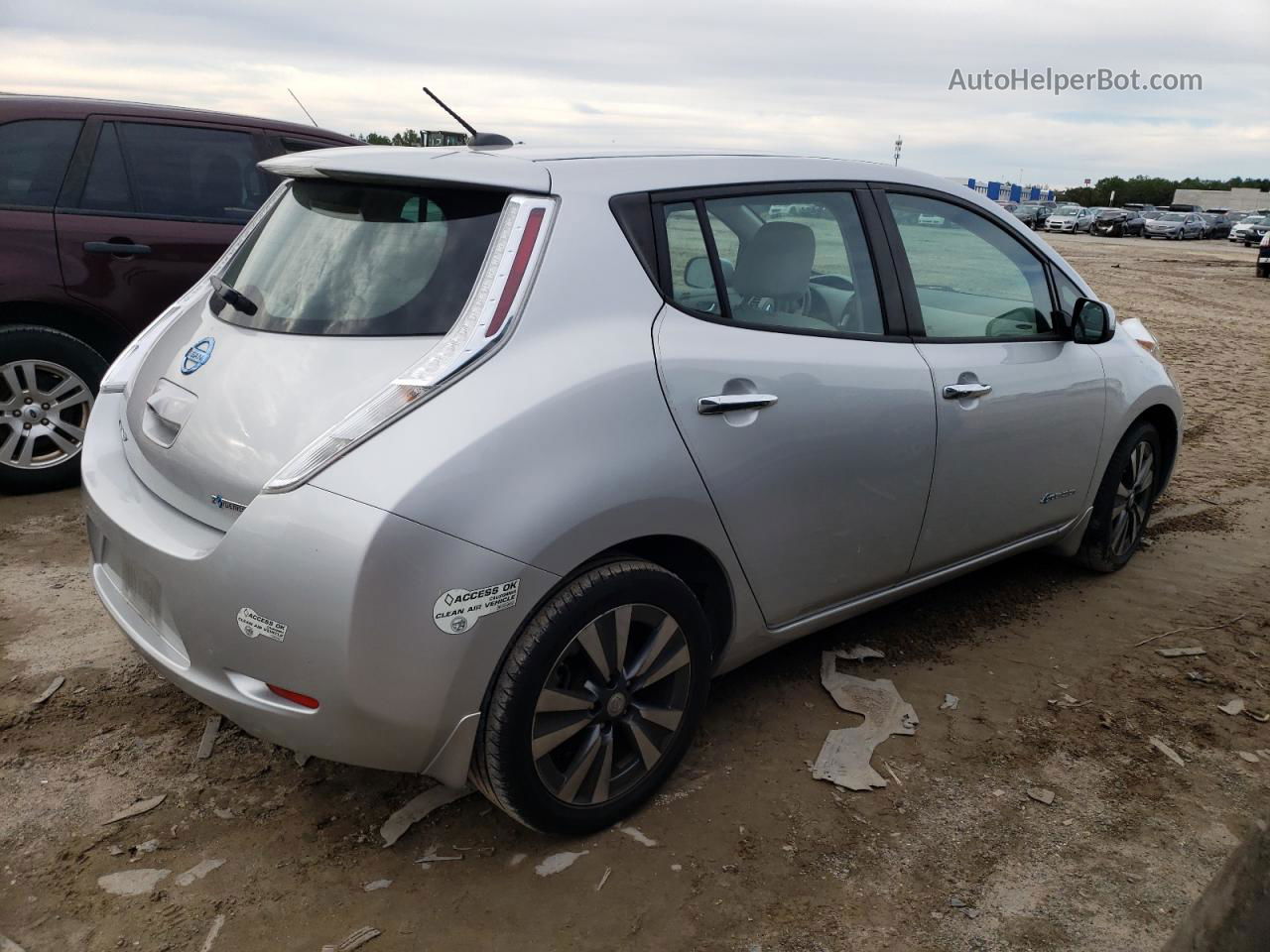 2015 Nissan Leaf S Silver vin: 1N4AZ0CPXFC330714