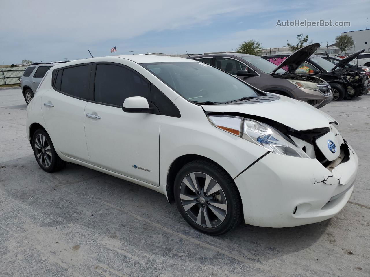 2015 Nissan Leaf S White vin: 1N4AZ0CPXFC330910