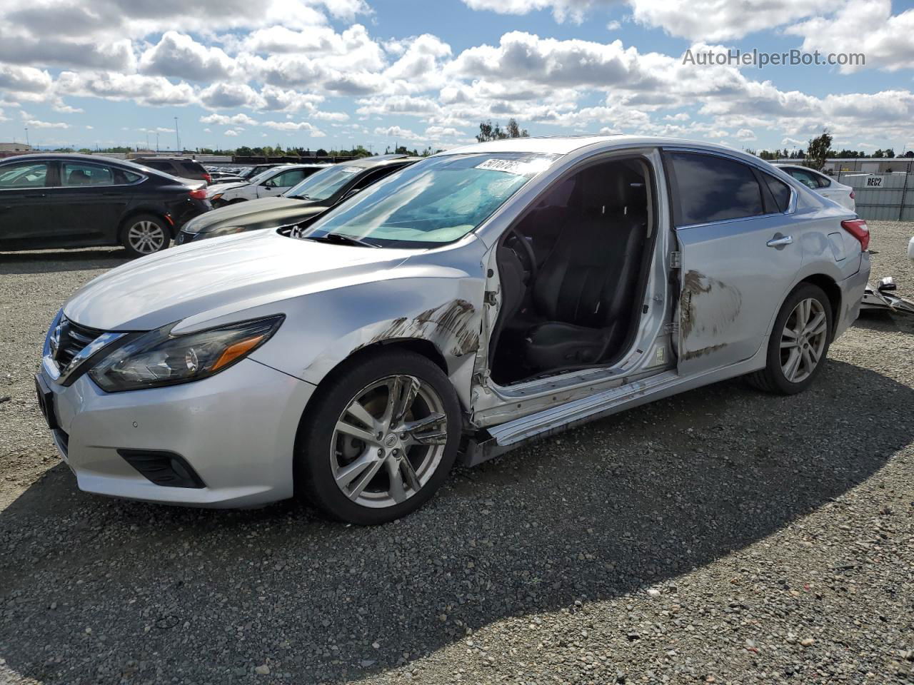 2017 Nissan Altima 3.5sl Silver vin: 1N4BL3AP1HC119396