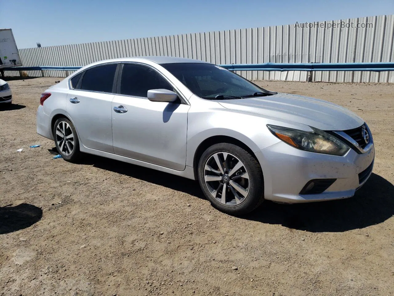 2017 Nissan Altima 3.5sl Серебряный vin: 1N4BL3AP2HC192731