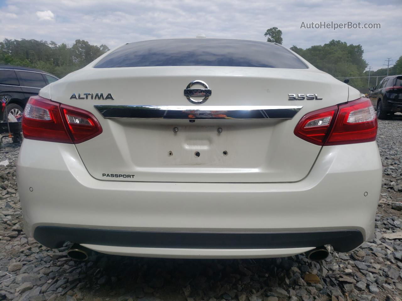 2017 Nissan Altima 3.5sl White vin: 1N4BL3AP2HC495959