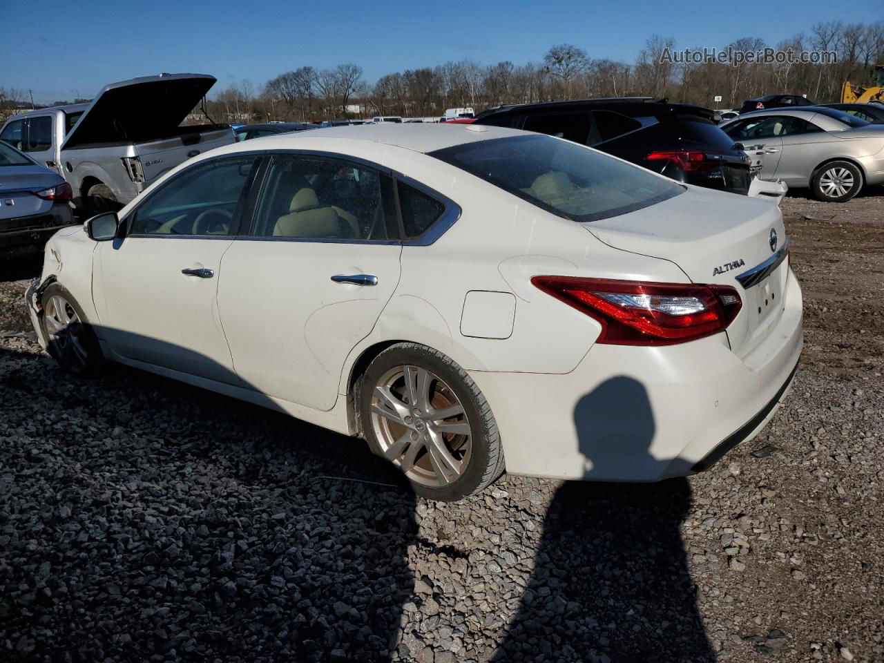 2017 Nissan Altima 3.5sl White vin: 1N4BL3APXHC196929