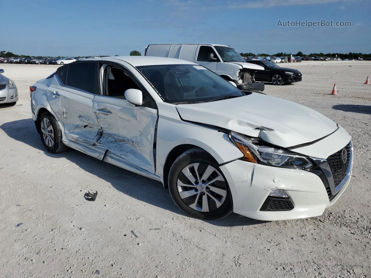 2020 Nissan Altima S White vin: 1N4BL4BV6LC278183