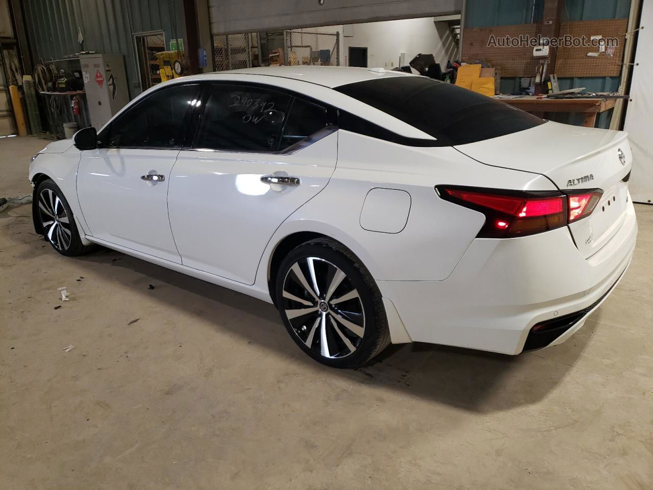 2019 Nissan Altima Platinum White vin: 1N4BL4FW6KN302777