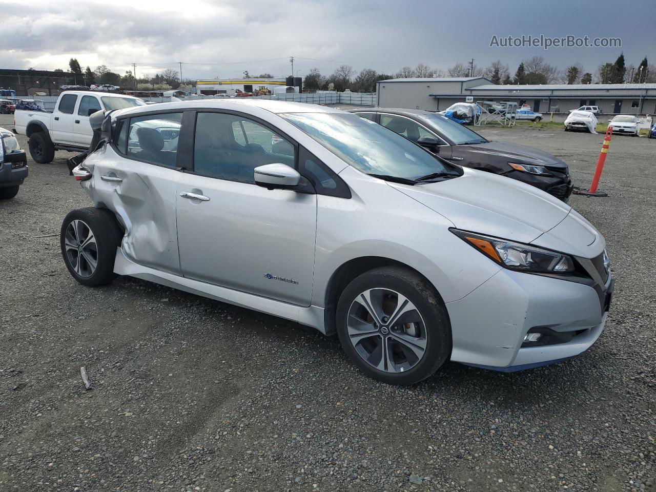 2019 Nissan Leaf S Plus Серебряный vin: 1N4BZ1CP6KC318404