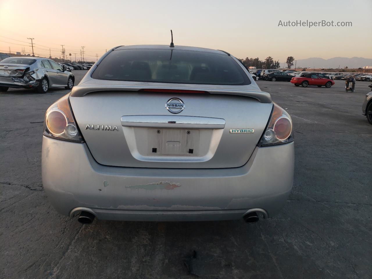 2008 Nissan Altima Hybrid Silver vin: 1N4CL21E58C249131