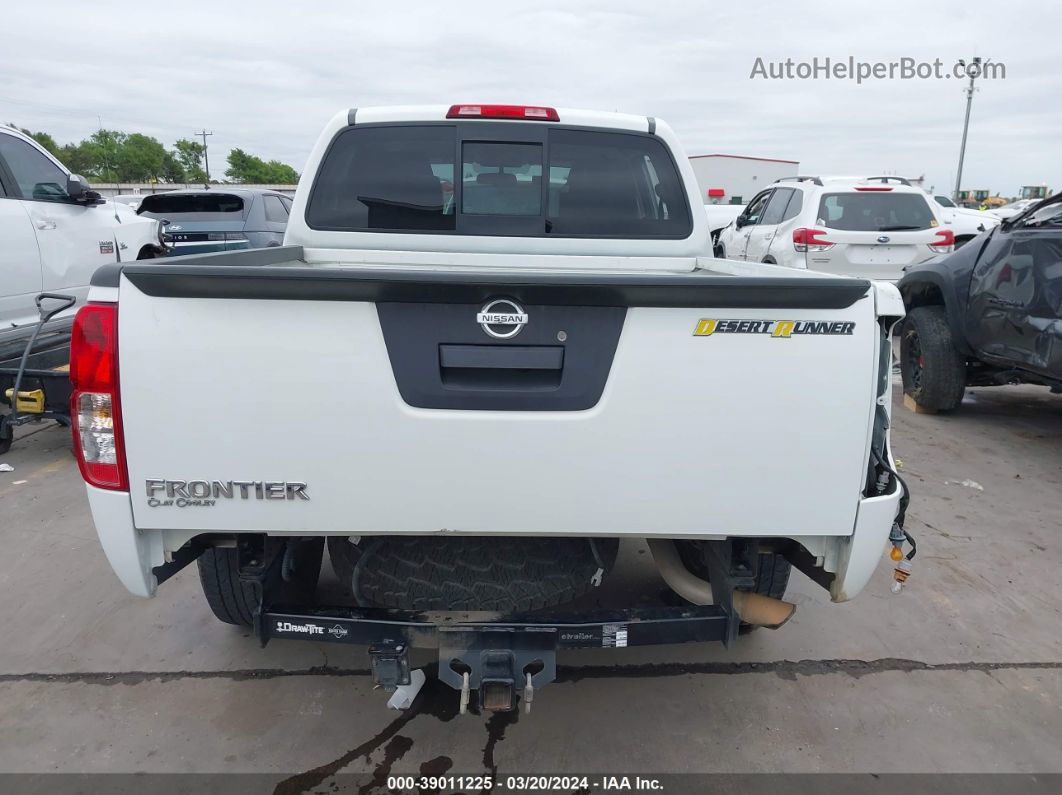 2016 Nissan Frontier Desert Runner White vin: 1N6AD0ER2GN768136