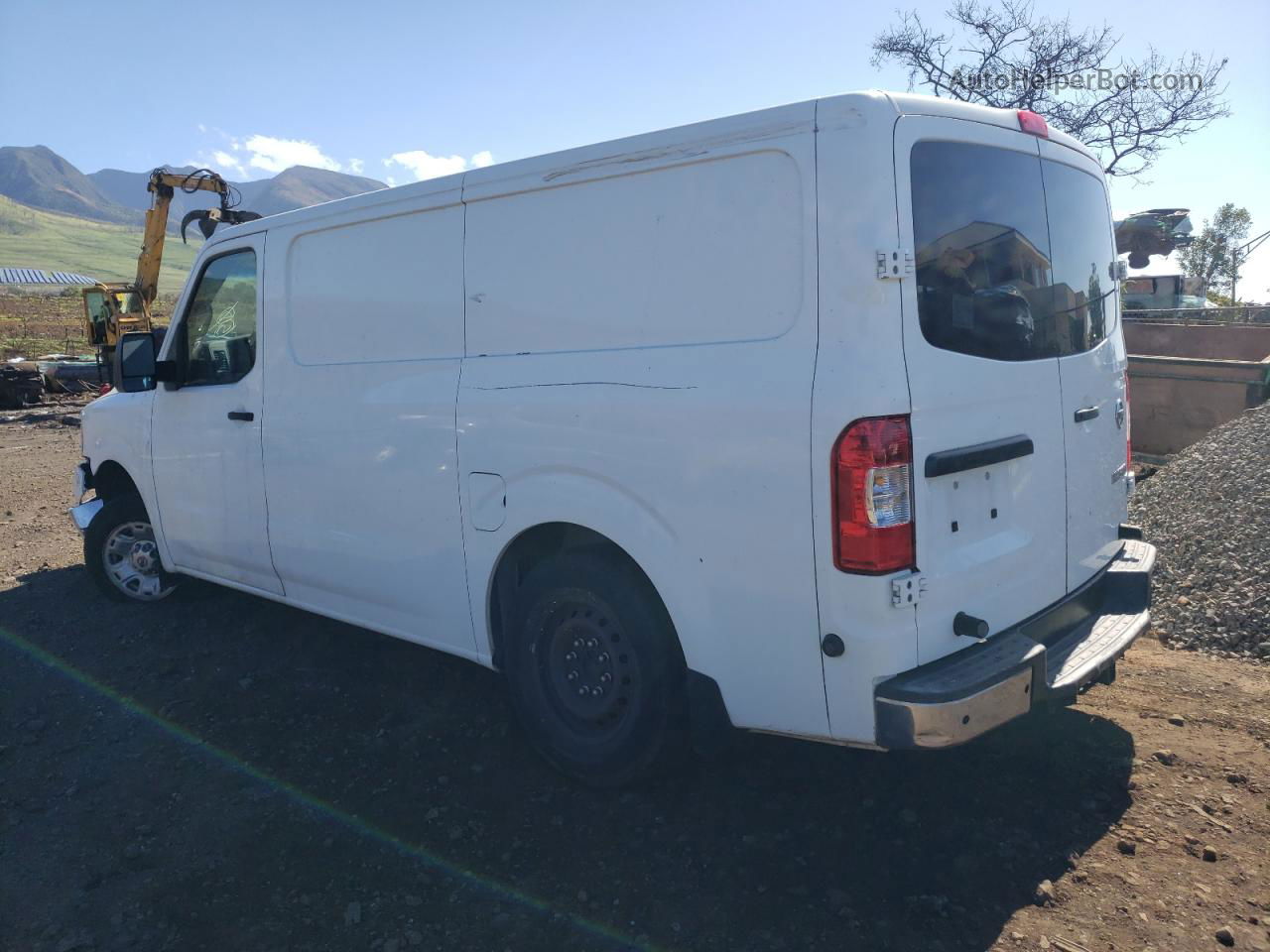 2013 Nissan Nv 1500 White vin: 1N6BF0KM0DN114657