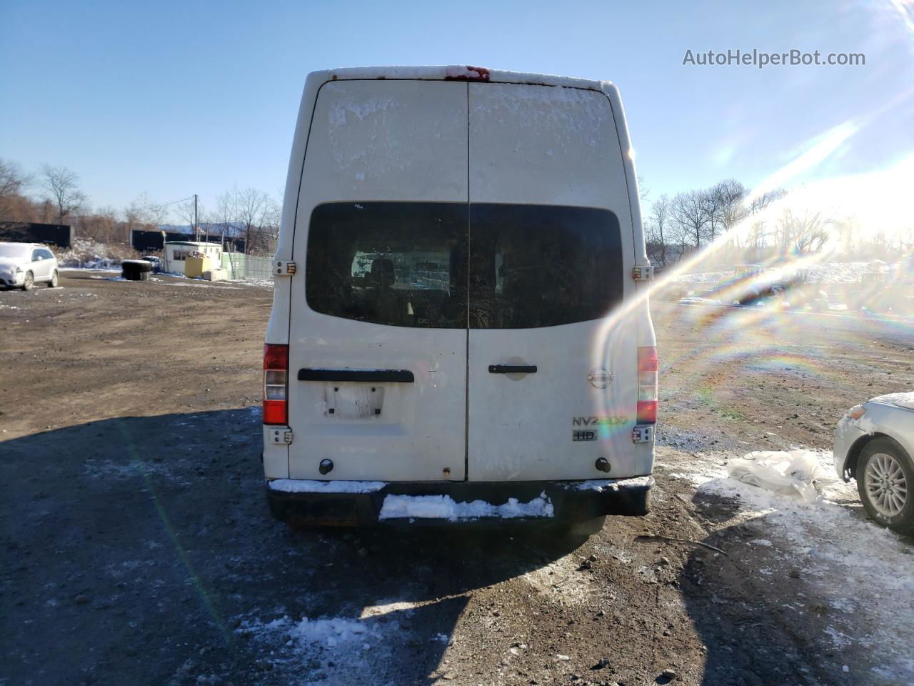 2013 Nissan Nv 2500 White vin: 1N6BF0LX6DN111027