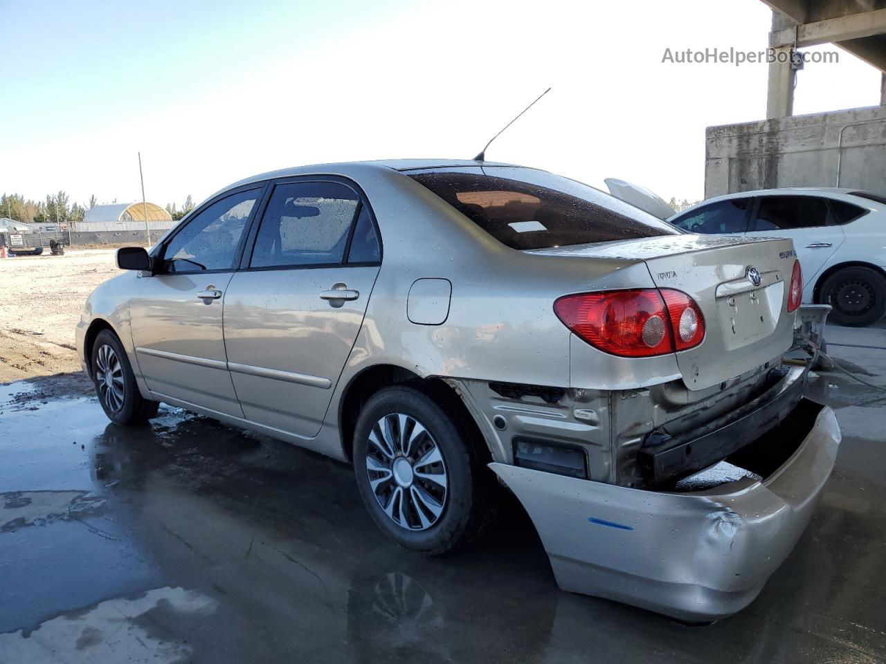 2005 Toyota Corolla Ce Tan vin: 1NXBR30E35Z484527