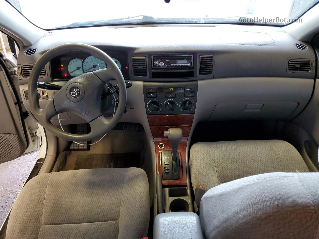 2004 Toyota Corolla Ce Белый vin: 1NXBR32E04Z284328