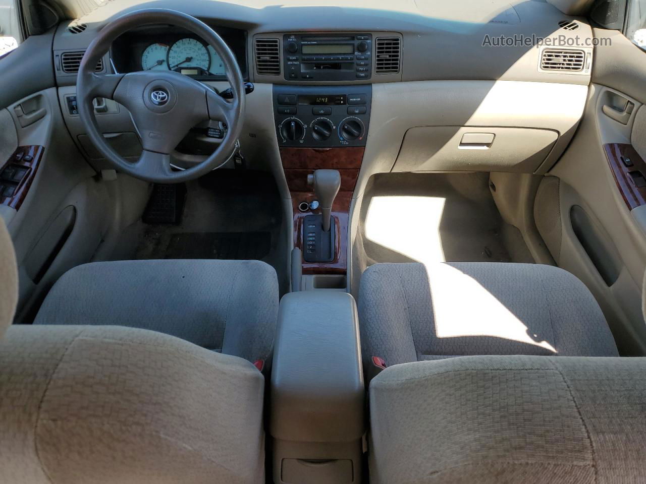 2004 Toyota Corolla Ce Silver vin: 1NXBR32E04Z336198