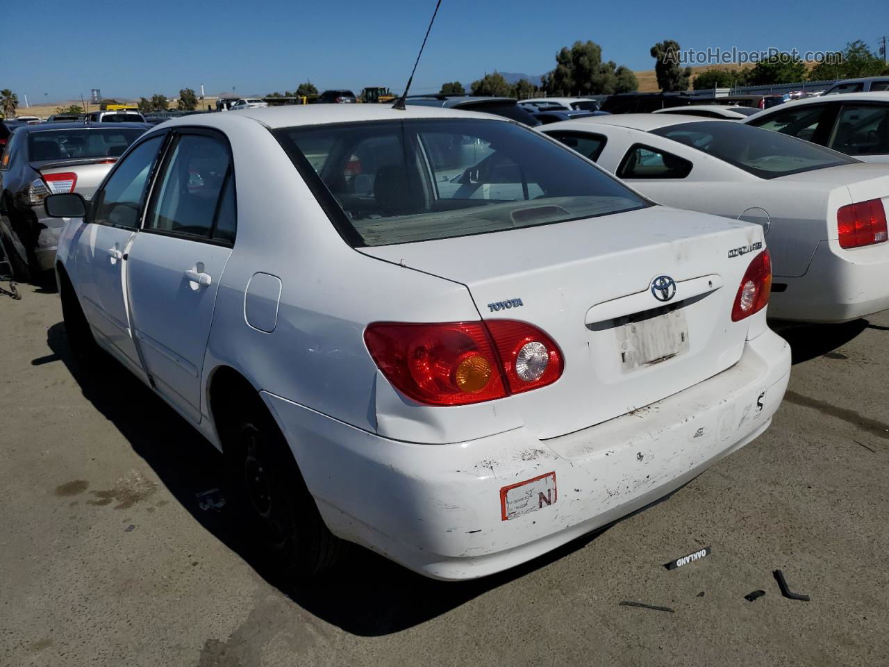 2003 Toyota Corolla Ce White vin: 1NXBR32E13Z146134