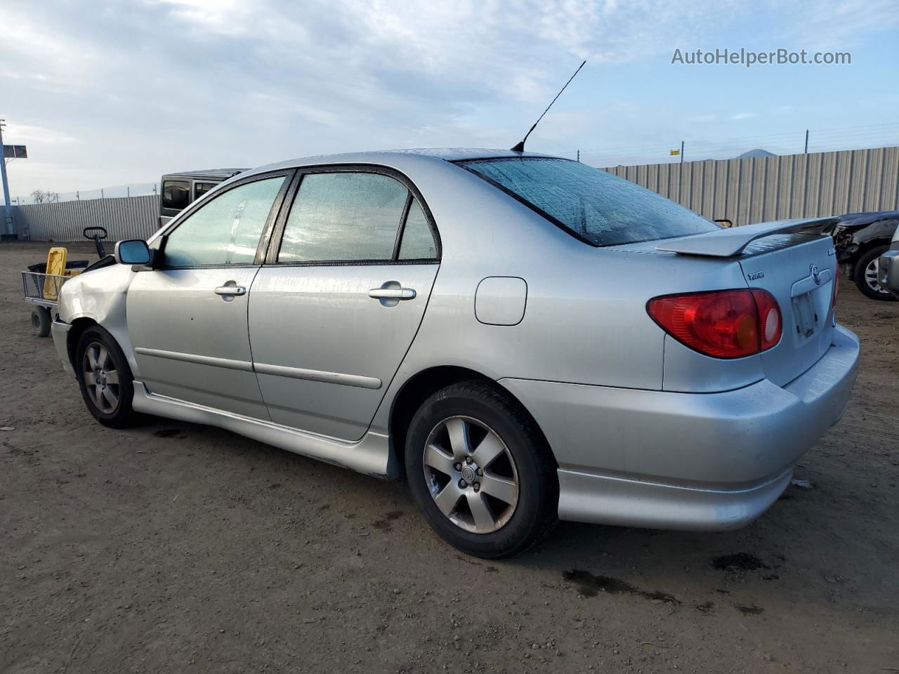 2004 Toyota Corolla Ce Silver vin: 1NXBR32E14Z323590