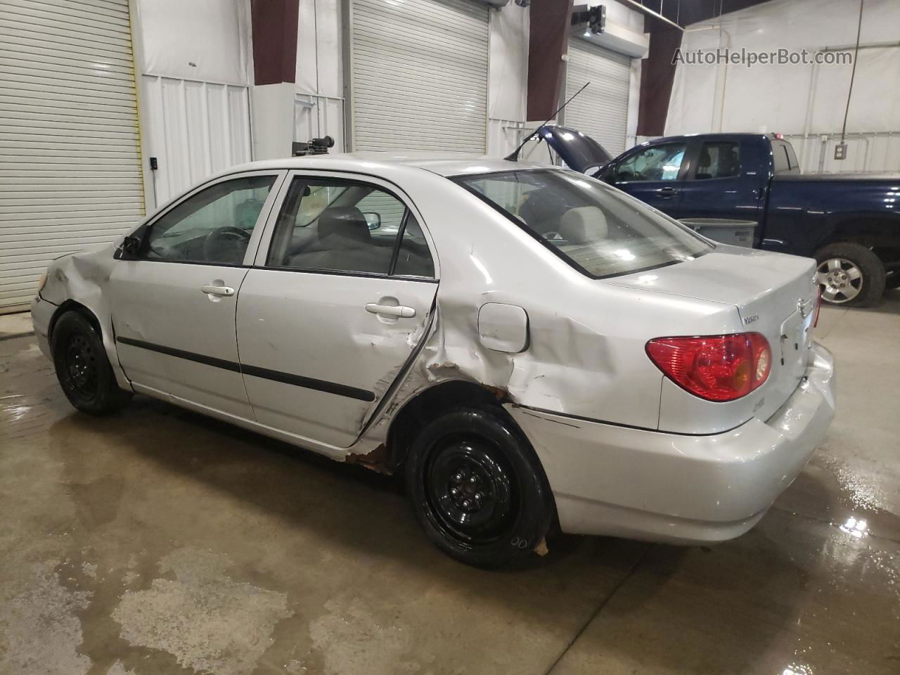 2004 Toyota Corolla Ce Silver vin: 1NXBR32E24Z220128