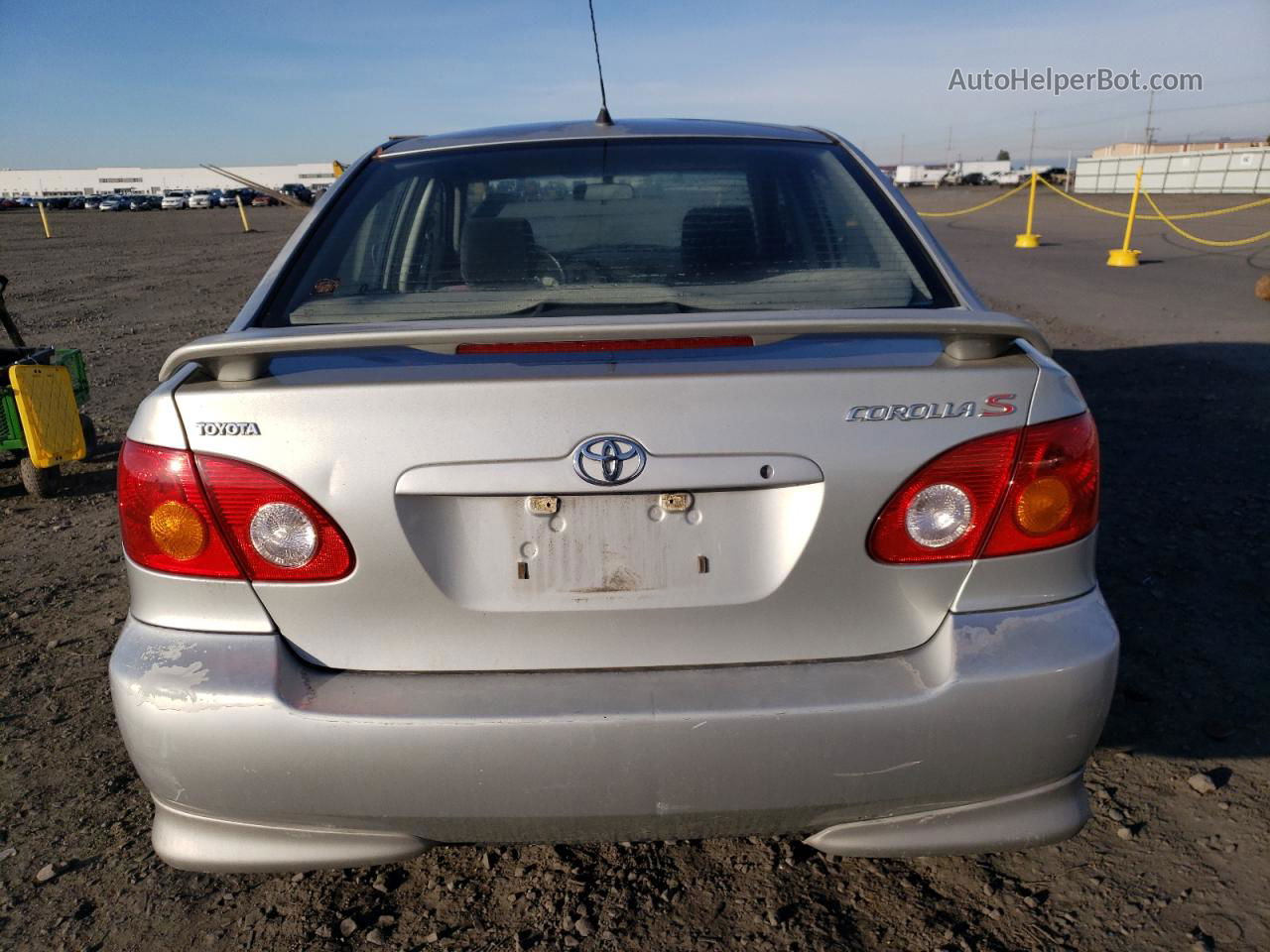 2004 Toyota Corolla Ce Silver vin: 1NXBR32E24Z307608