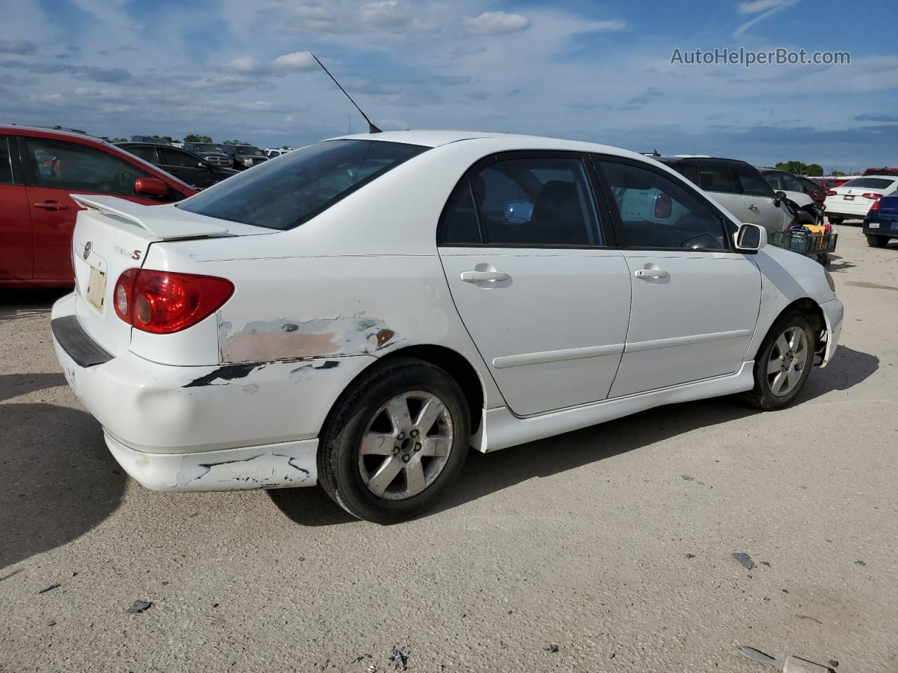 2005 Toyota Corolla Ce White vin: 1NXBR32E35Z496478