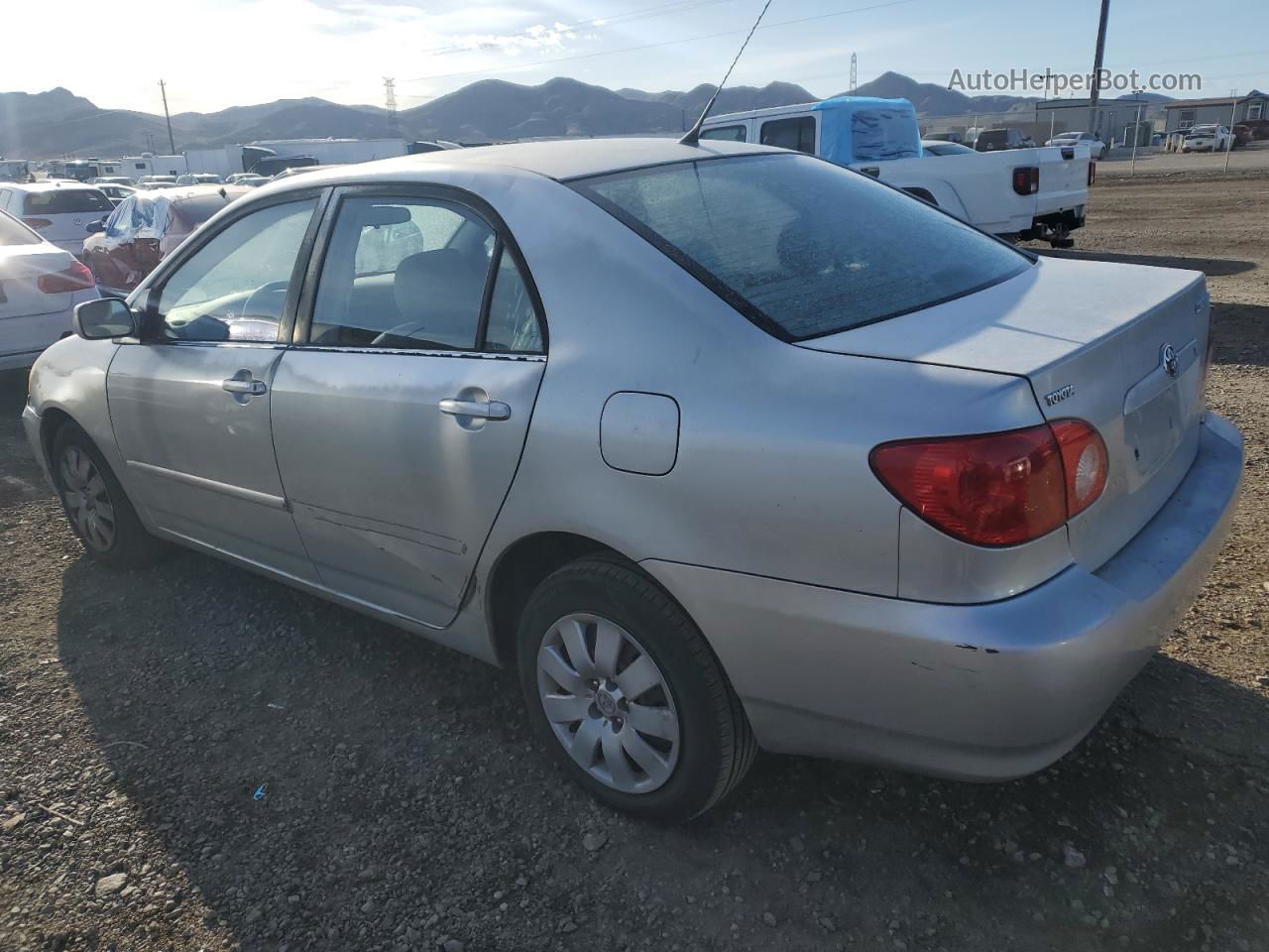 2004 Toyota Corolla Ce Silver vin: 1NXBR32E44Z290830