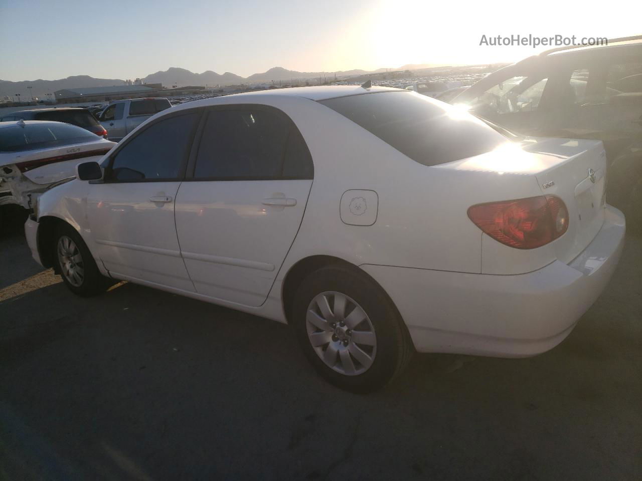 2004 Toyota Corolla Ce White vin: 1NXBR32E54Z219068