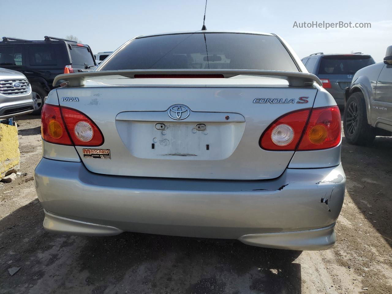 2004 Toyota Corolla Ce Silver vin: 1NXBR32E64Z322063