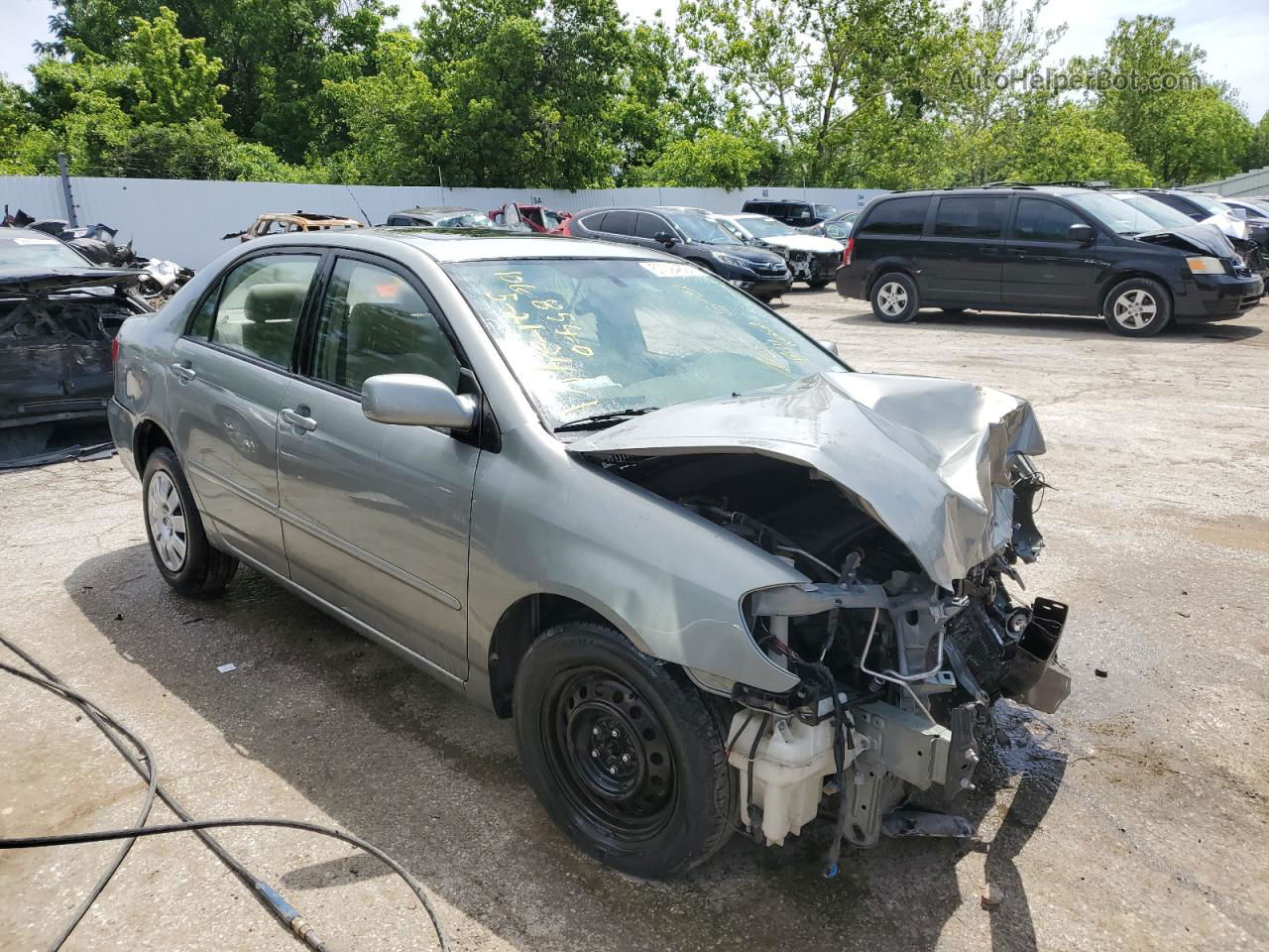 2004 Toyota Corolla Ce Silver vin: 1NXBR32E74Z225924