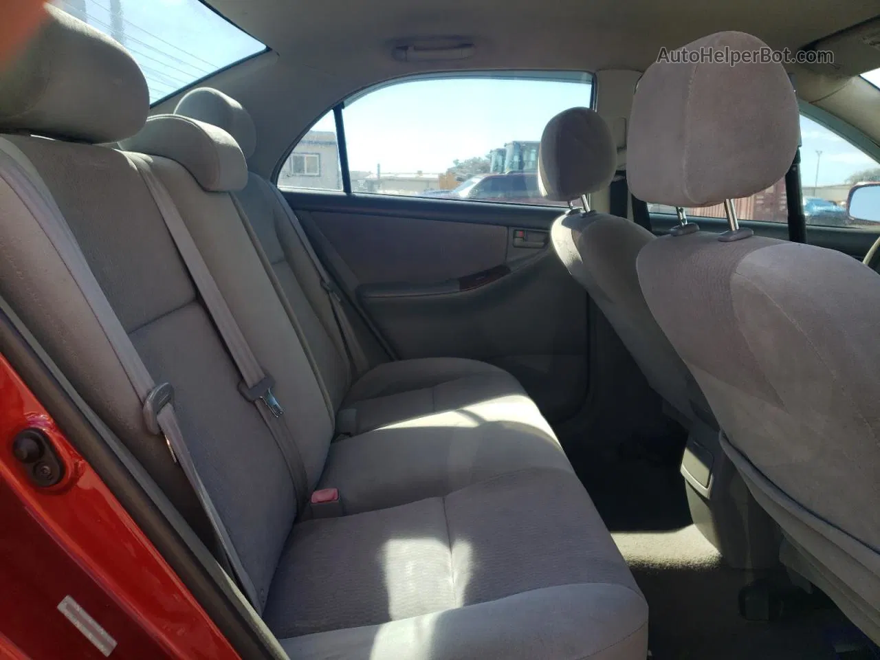 2008 Toyota Corolla Ce Red vin: 1NXBR32E88Z033823