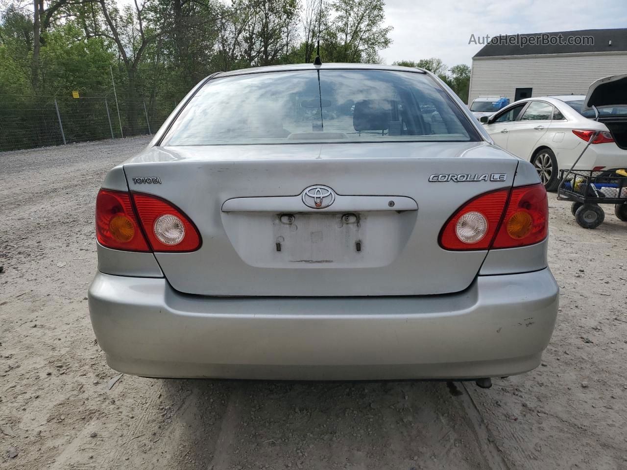 2004 Toyota Corolla Ce Silver vin: 1NXBR32E94Z327970