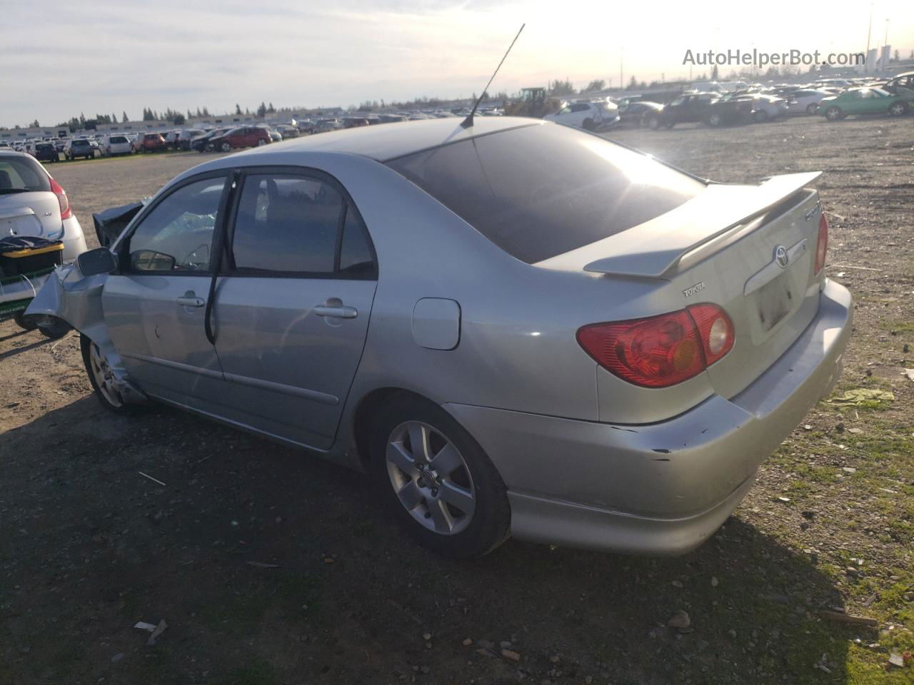 2004 Toyota Corolla Ce Silver vin: 1NXBR32EX4Z286331