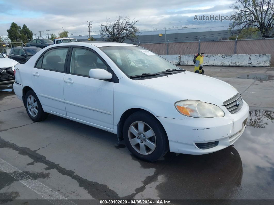 2004 Toyota Corolla Le White vin: 1NXBR38E84Z256719