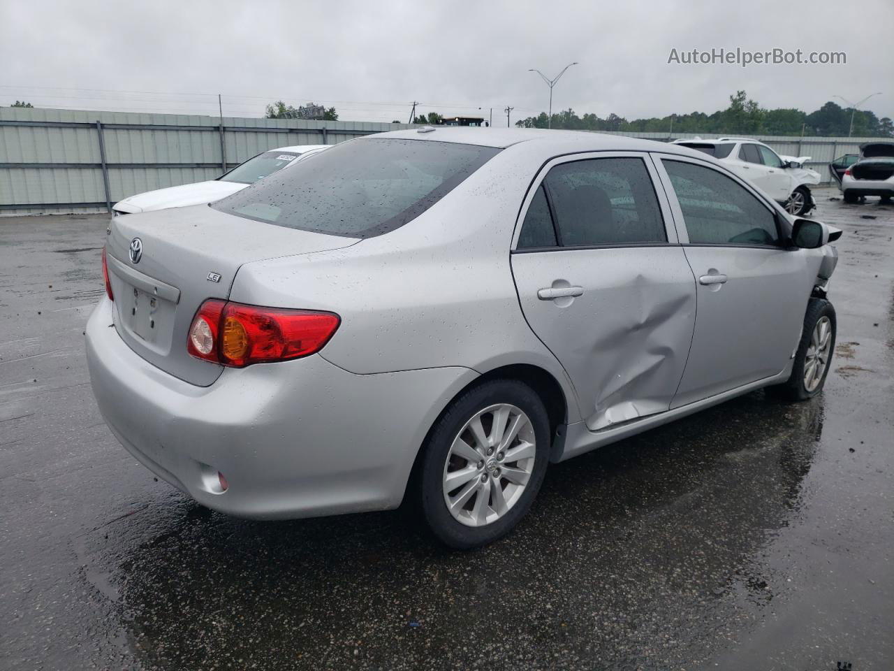 2010 Toyota Corolla Base Серебряный vin: 1NXBU4EE0AZ299505