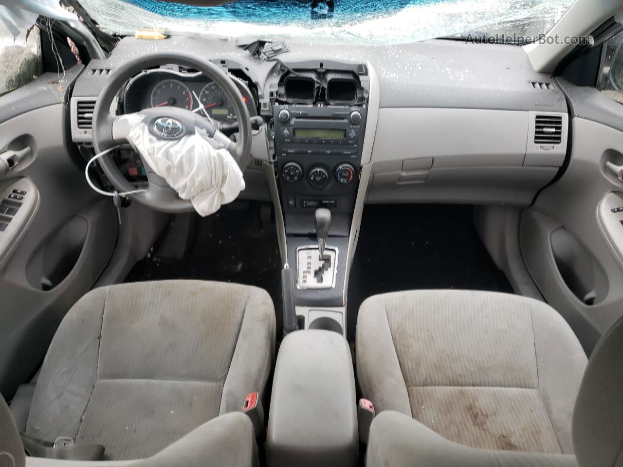 2010 Toyota Corolla Base Серебряный vin: 1NXBU4EE0AZ328954