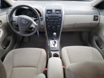 2010 Toyota Corolla Base Золотой vin: 1NXBU4EE1AZ170723