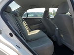 2010 Toyota Corolla Base Белый vin: 1NXBU4EE1AZ300855