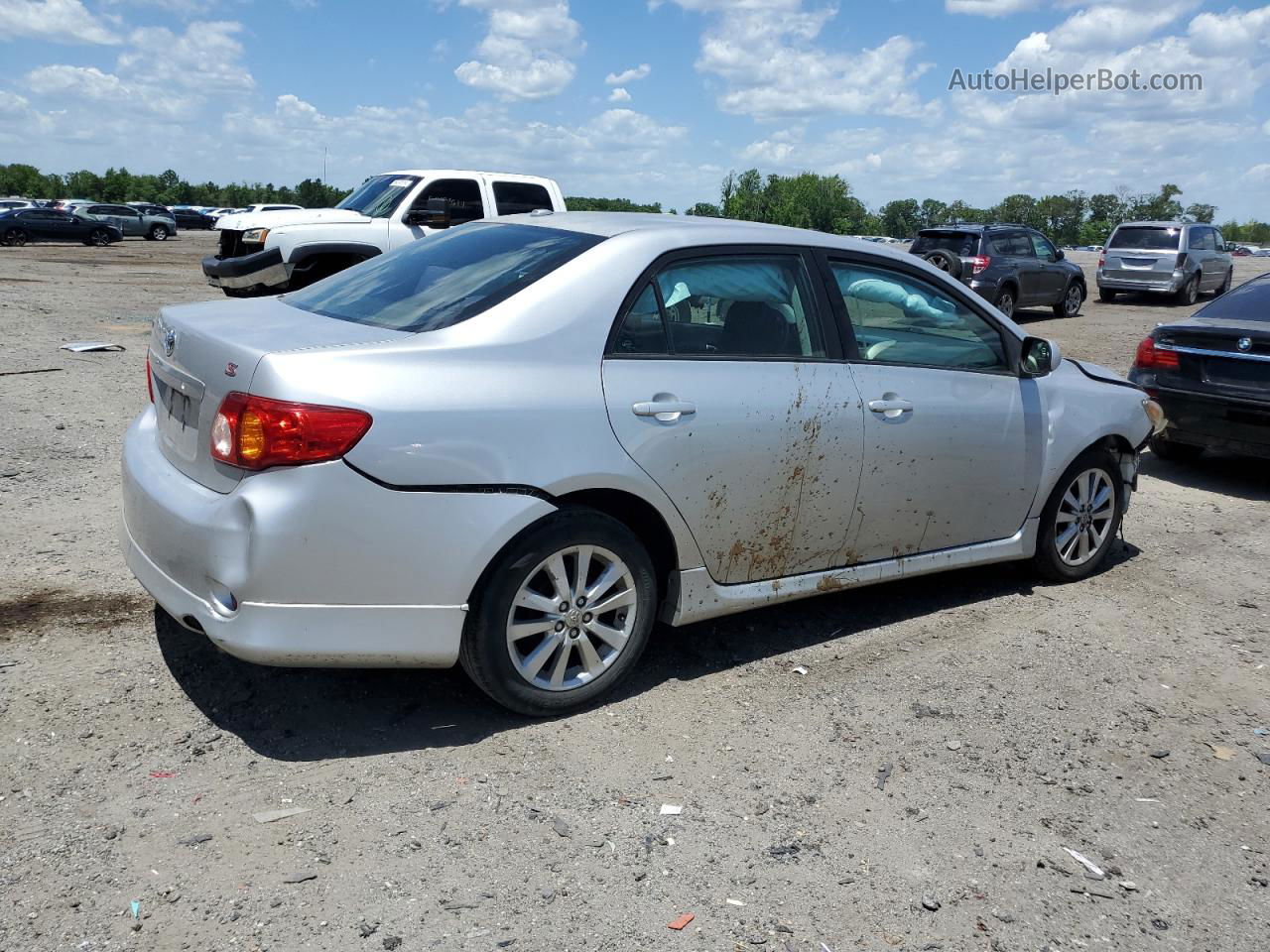 2010 Toyota Corolla Base Серебряный vin: 1NXBU4EE2AZ176157