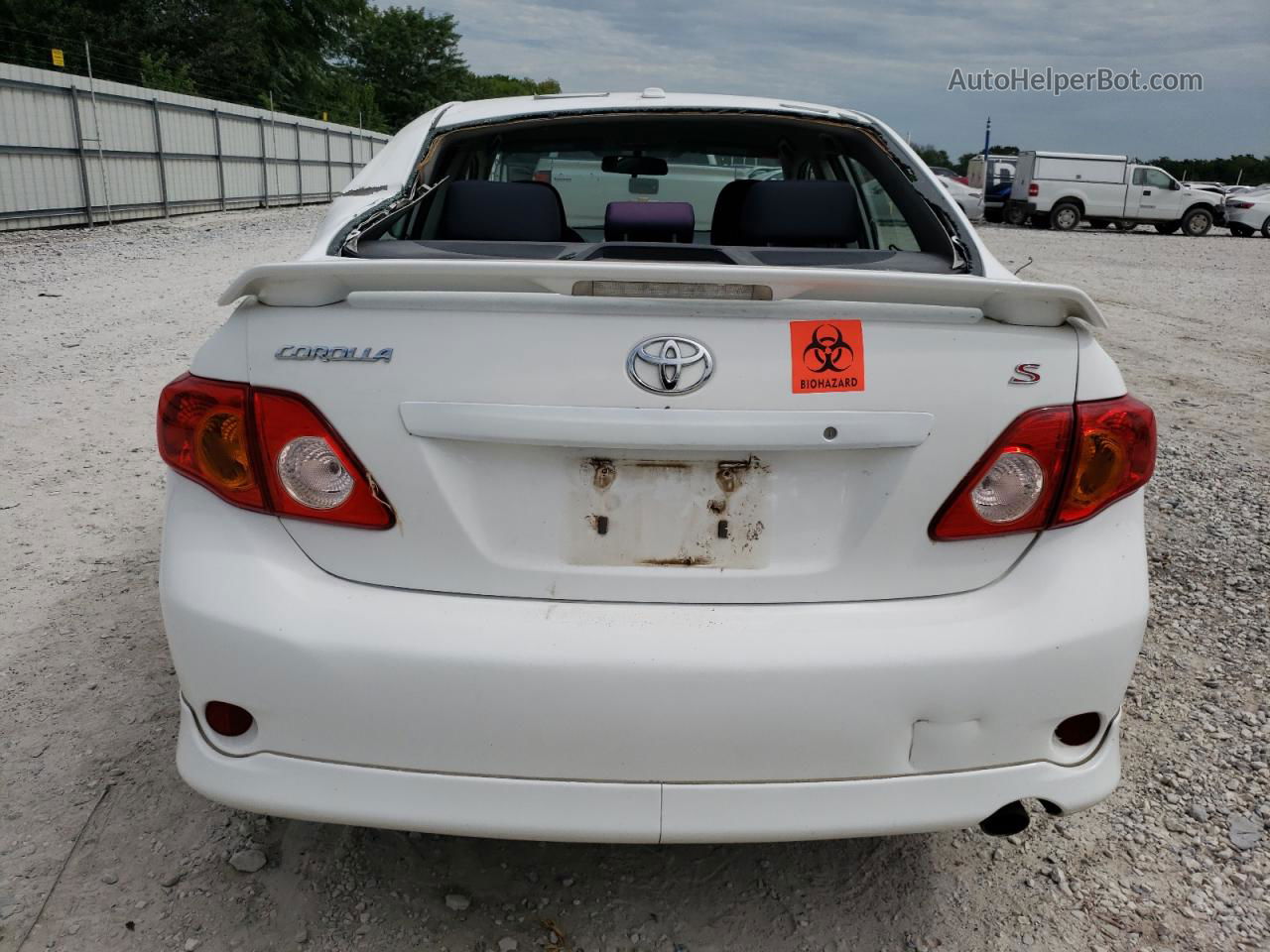 2010 Toyota Corolla Base White vin: 1NXBU4EE3AZ259323