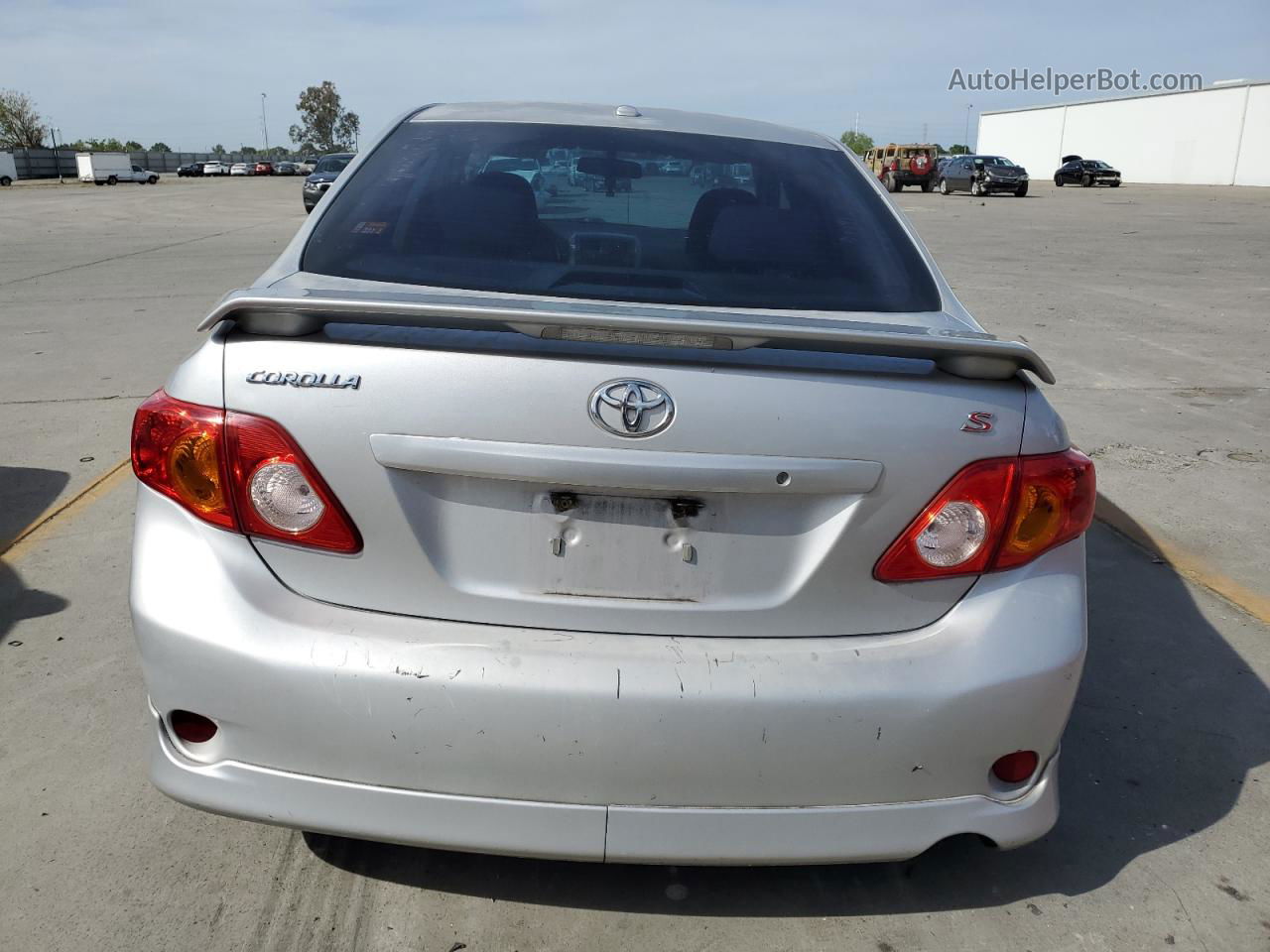 2010 Toyota Corolla Base Silver vin: 1NXBU4EE3AZ259693