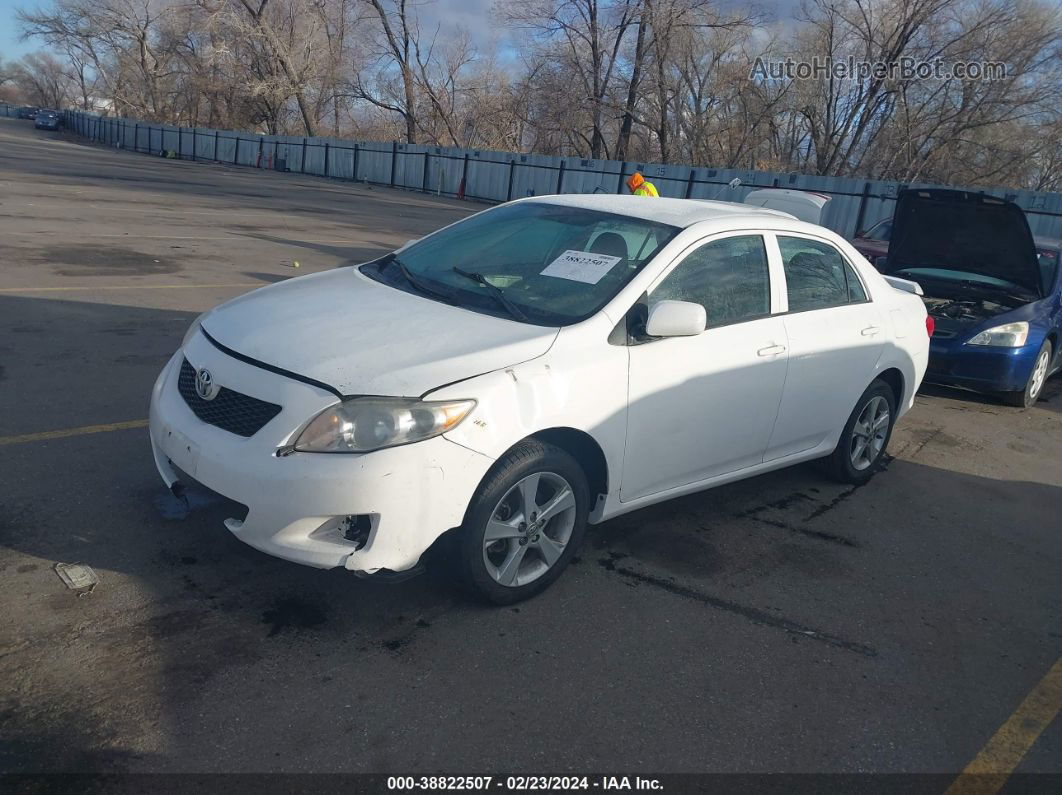 2010 Toyota Corolla Le White vin: 1NXBU4EE4AZ175379