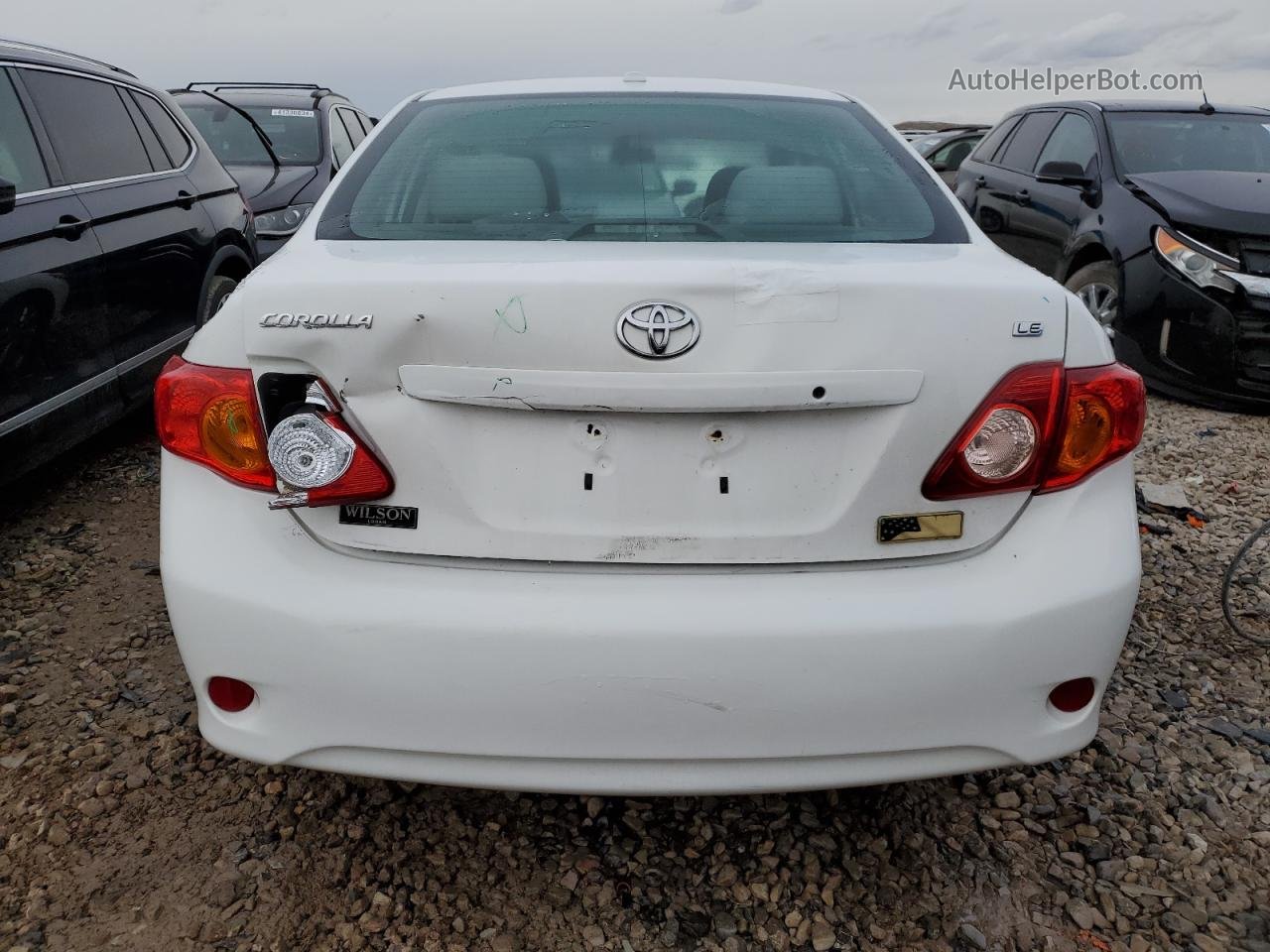 2010 Toyota Corolla Base White vin: 1NXBU4EE4AZ198337