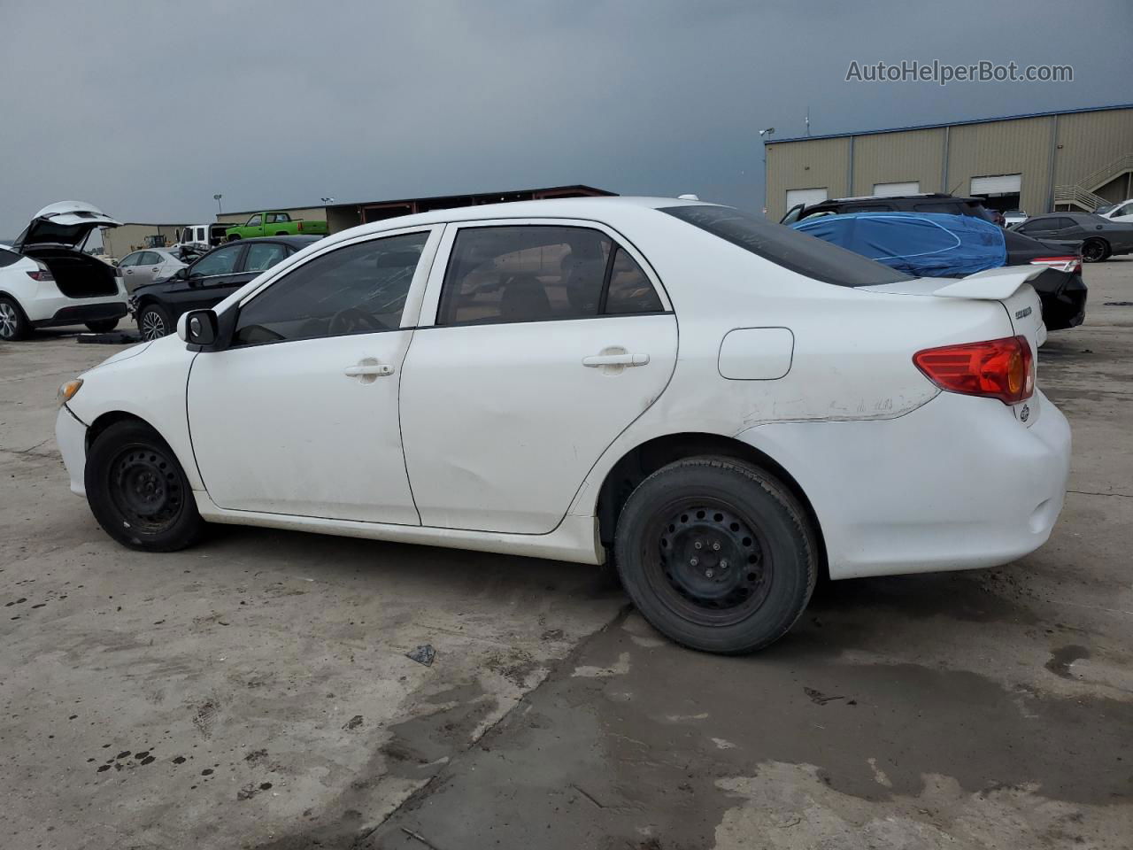 2010 Toyota Corolla Base White vin: 1NXBU4EE6AZ292154