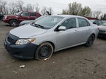 2010 Toyota Corolla Base Серебряный vin: 1NXBU4EE8AZ325364