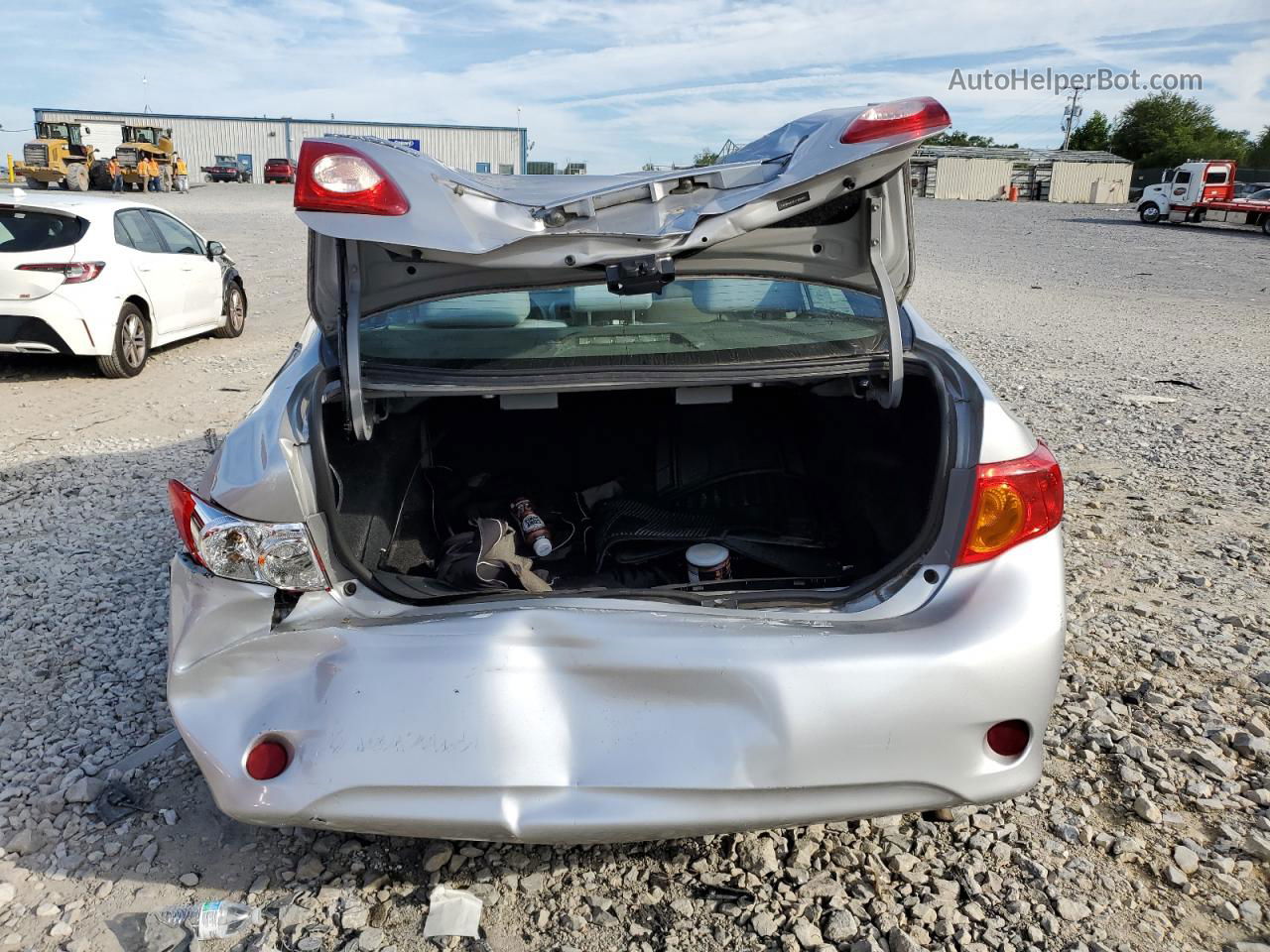 2010 Toyota Corolla Base Silver vin: 1NXBU4EE8AZ330970