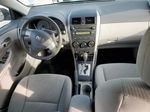 2010 Toyota Corolla Base Серебряный vin: 1NXBU4EE8AZ330970