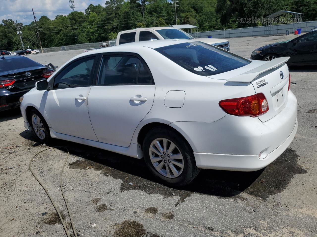 2010 Toyota Corolla Base Белый vin: 1NXBU4EE9AZ207257