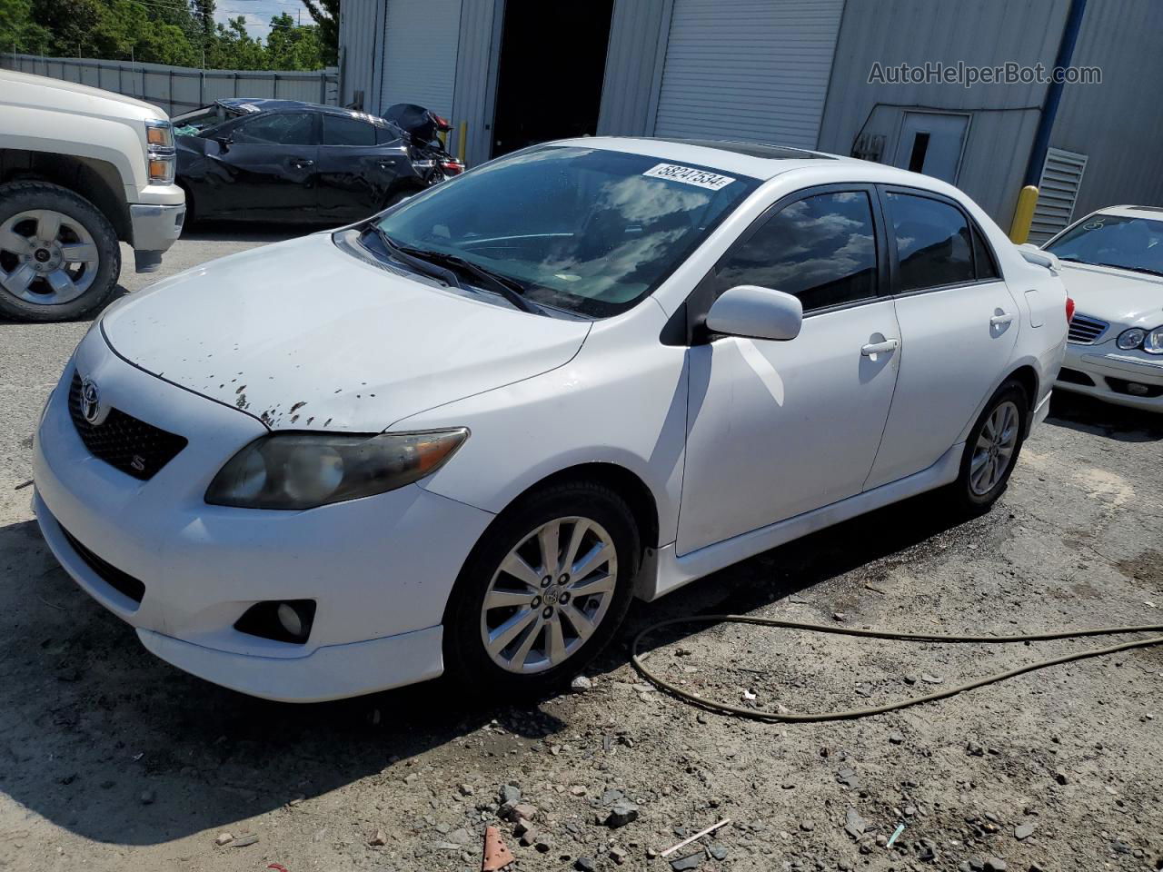 2010 Toyota Corolla Base White vin: 1NXBU4EE9AZ207257