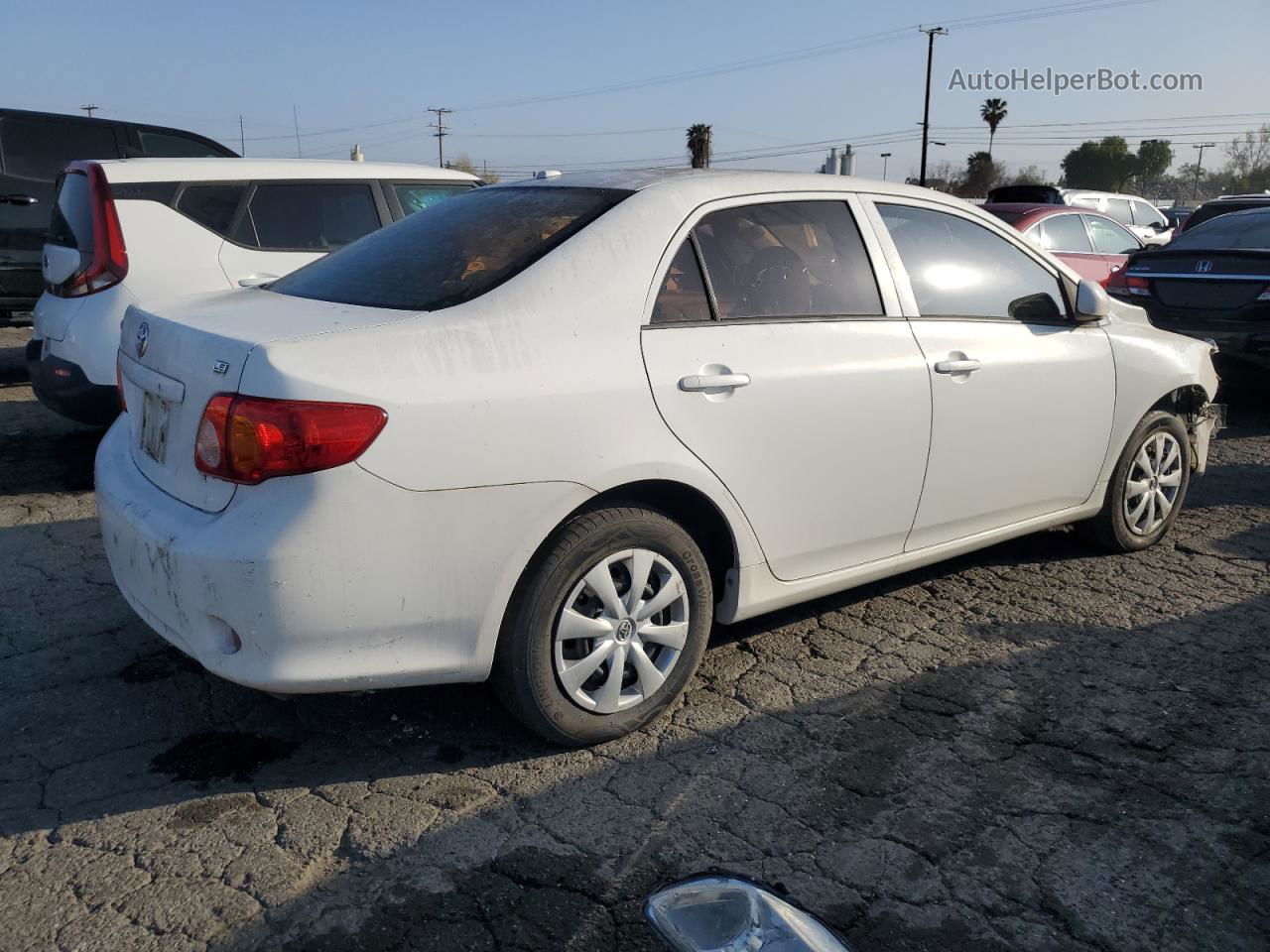 2010 Toyota Corolla Base White vin: 1NXBU4EEXAZ245113