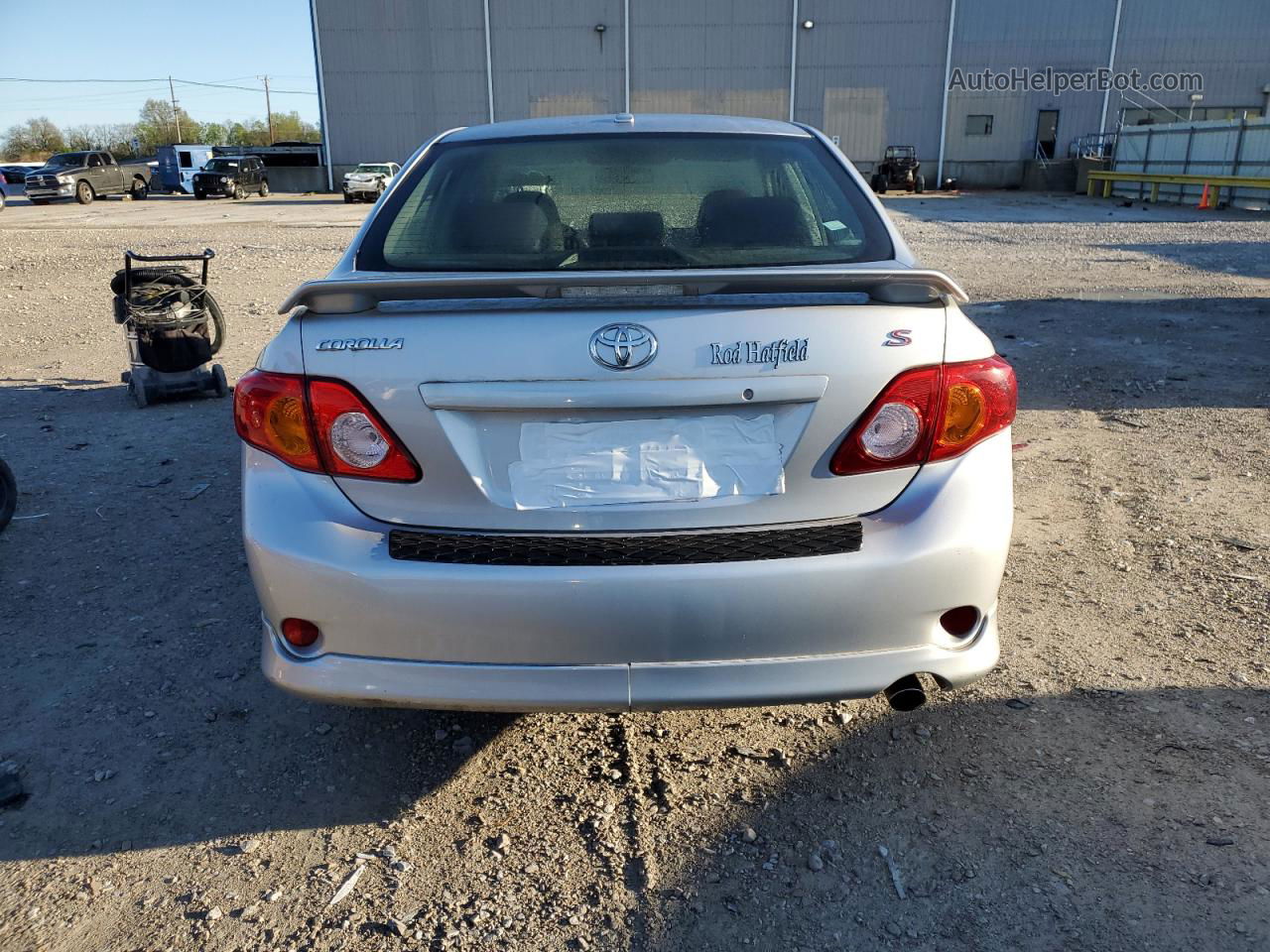 2010 Toyota Corolla Base Silver vin: 1NXBU4EEXAZ251283